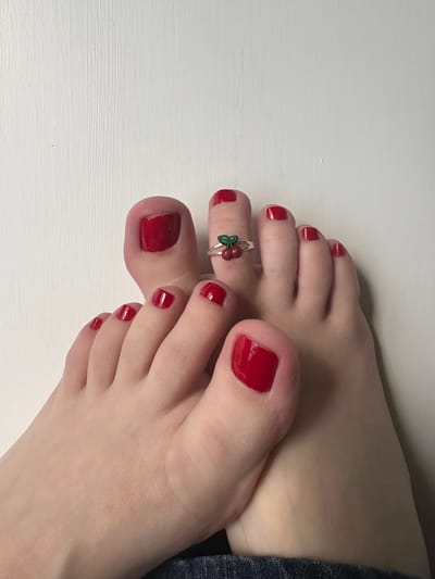 Charlotte gallery photo #4